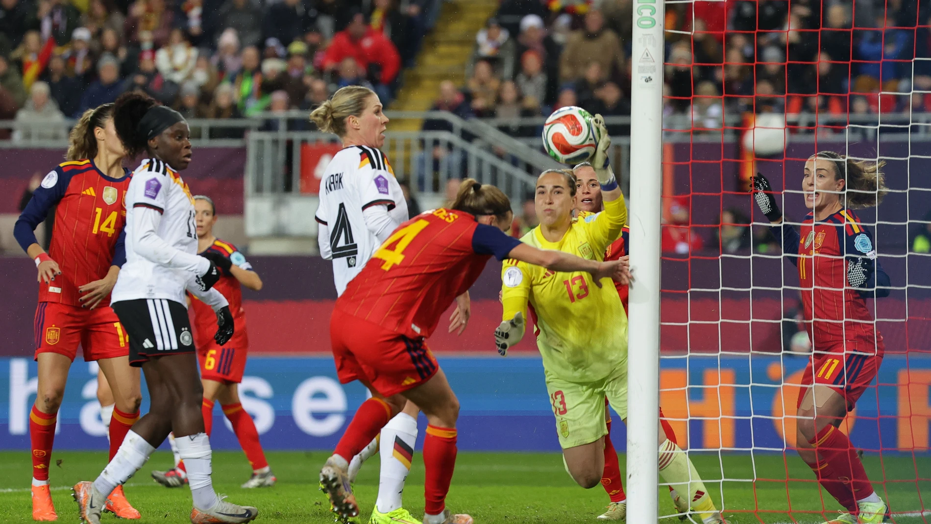 Cata Coll fue la mejor jugadora de España ante Alemania