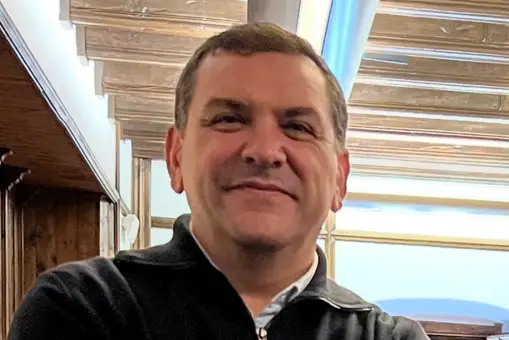 José M. Pecos, orfebre: «Desde hace 35 años somos los únicos que hacemos el Toisón» José M. Pecos, orfebre: «Desde hace 35 años somos los únicos que hacemos el Toisón»