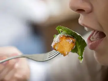 ¿Es posible mejorar la digestion solo cambiando el horario de las comidas? ¿Es posible mejorar la digestion solo cambiando el horario de las comidas?