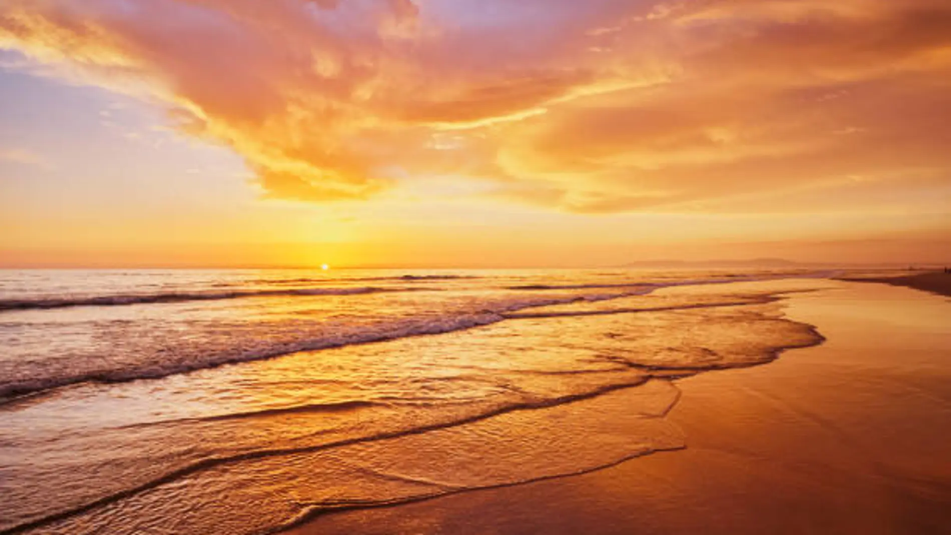 ¿Por qué los atardeceres son naranjas? La curiosa explicación de este espectáculo visual