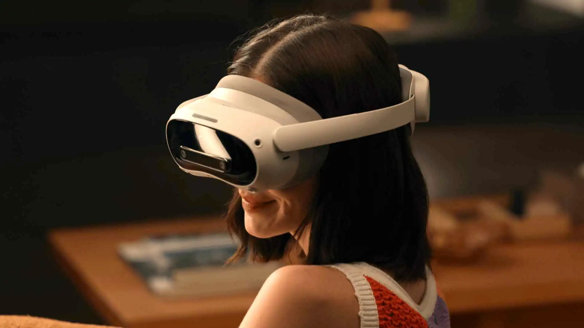 Estas gafas VR y realidad mixta incluyen dos juegos de regalo