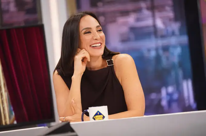 Tamara Falcó arrasa con el top asimétrico de Mango que salva todos tus looks de Navidad (y cuesta 17,99 euros) Tamara Falcó arrasa con el top asimétrico de Mango que salva todos tus looks de Navidad (y cuesta 17,99 euros)