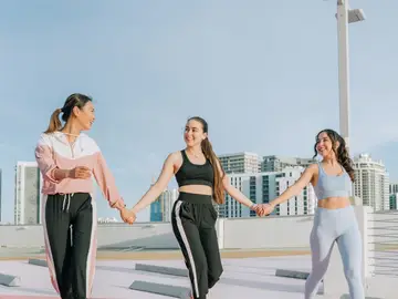 Ni sentadillas ni pesas: hacer este ejercicio tres veces a la semana puede rejuvenecerte ocho años Ni sentadillas ni pesas: hacer este ejercicio tres veces a la semana puede rejuvenecerte ocho años