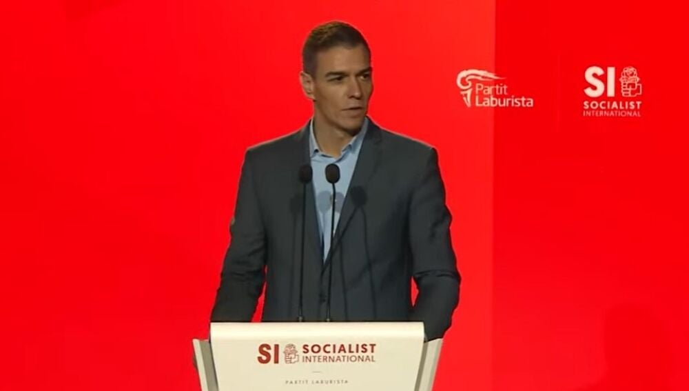 El presidente del Gobierno, Pedro Sánchez, interviene en el Consejo de la Internacional Socialista en Malta