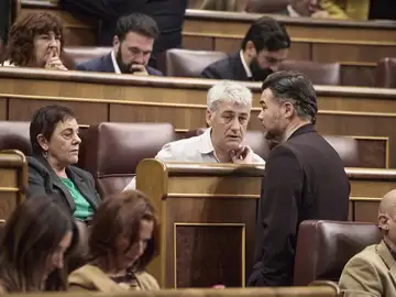 Economía.- Sumar, ERC y Bildu piden en el Congreso ayudas de hasta el 100% para climatizar viviendas y edificios Economía.- Sumar, ERC y Bildu piden en el Congreso ayudas de hasta el 100% para climatizar viviendas y edificios