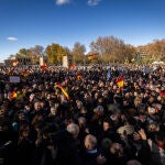 Concentración del pp contra Sánchez en el Templo de Debod @ Gonzalo Pérez 