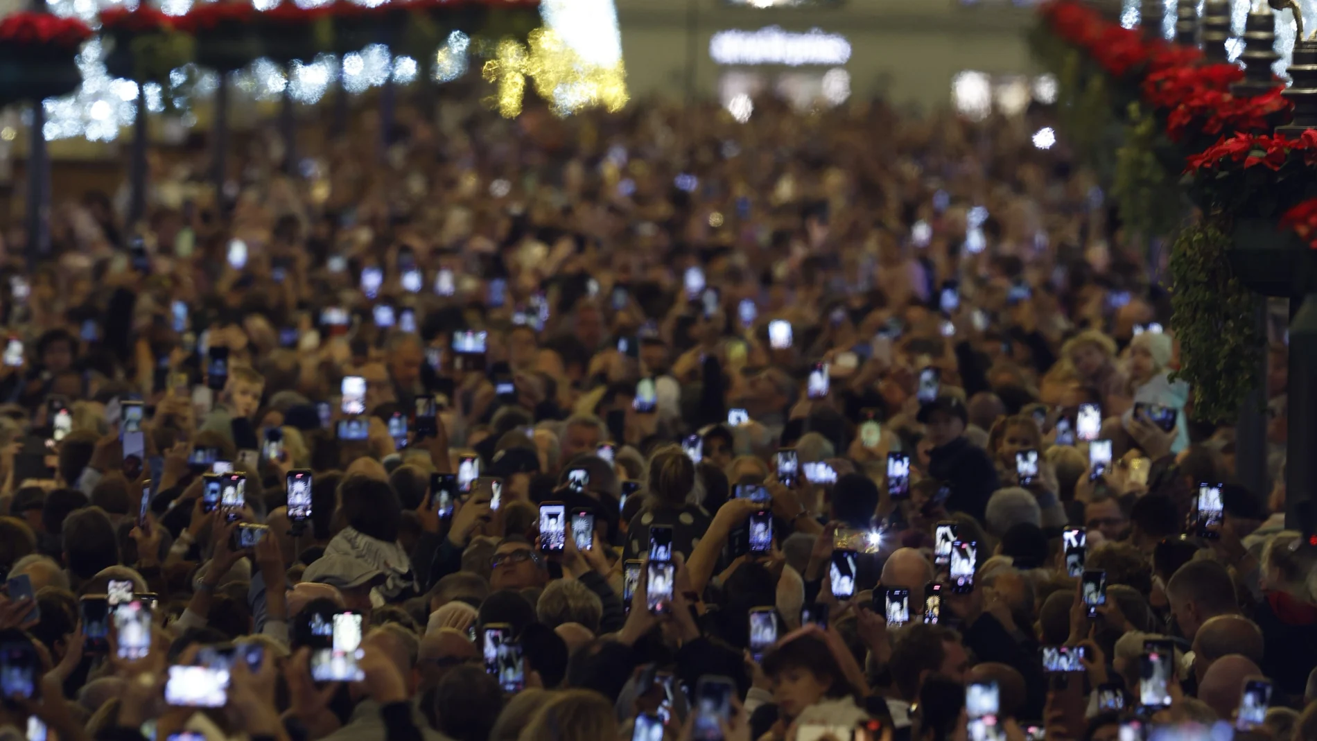 Iluminación navideña en la emblemática calle Larios de Málaga