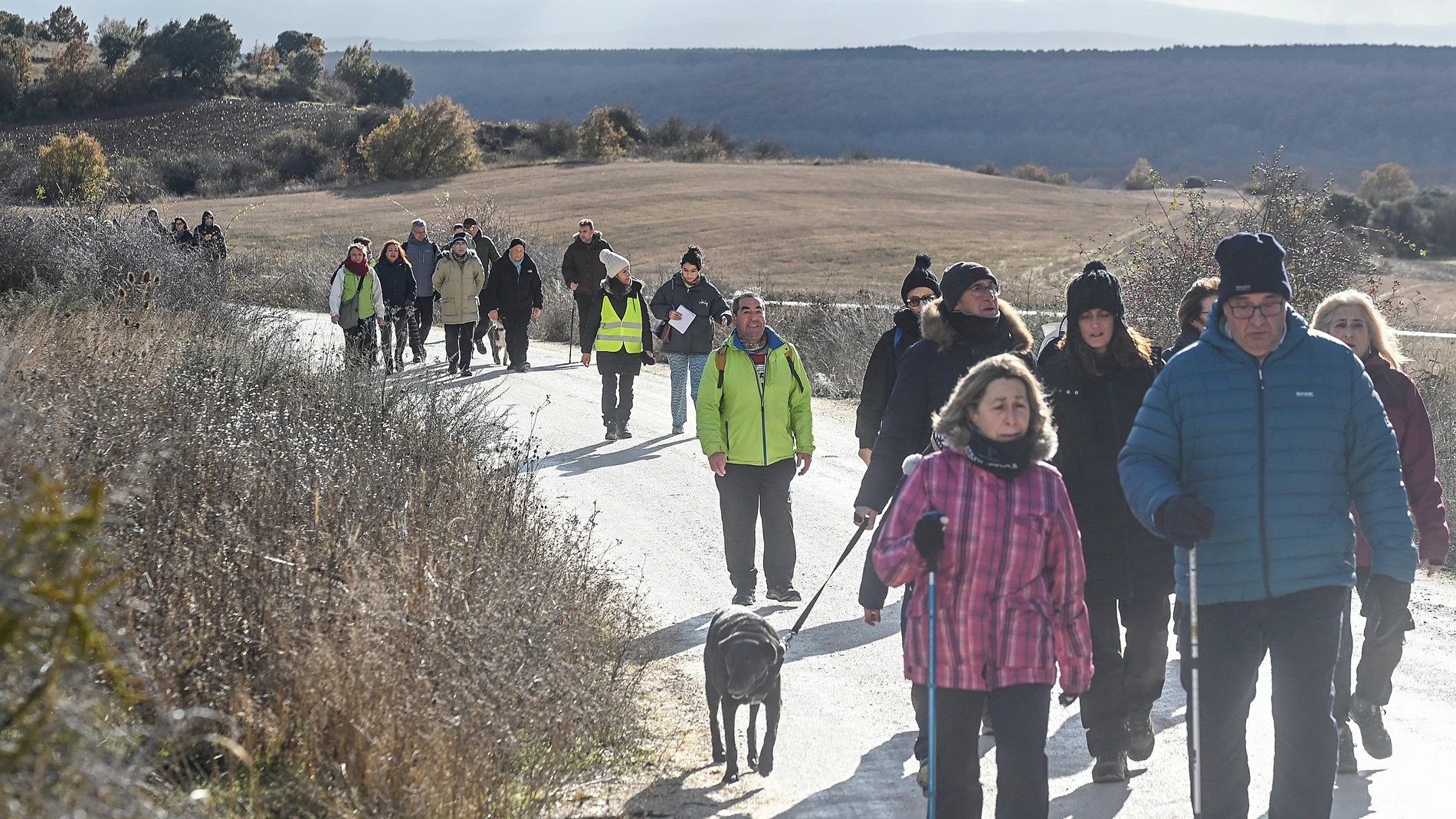 Celebración de la XXII Marcha a pie a los yacimientos de la sierra de Atapuerca, con motivo del 25 º aniversario de su declaración como Patrimonio Mundial por la Unesco.