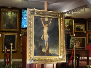 France Rubens Auction Long-lost painting "Crucifixion of Jesus Christ" by Baroque master Peter Paul Rubens, which was hidden for more than four centuries, is displayed at the auction house Osenat in Versailles, west of Paris, Nov. 30, 2025. (AP Photo/Michel Euler)