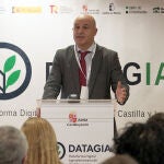 El viceconsejero de Política Comunitaria y Desarrollo Rural, Jorge Llorente, presenta la plataforma Datagia