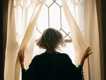 Cinco rasgos que comparten muchas personas que disfrutan de la soledad, según la psicología Cinco rasgos que comparten muchas personas que disfrutan de la soledad, según la psicología