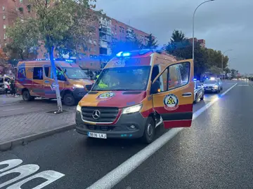 Herido muy grave un motorista tras colisionar con un turismo en Canillejas Herido muy grave un motorista tras colisionar con un turismo en Canillejas