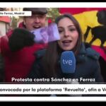 Así fue el acoso a la periodista Laura Pavía durante una protesta en Ferraz contra Pedro Sánchez
