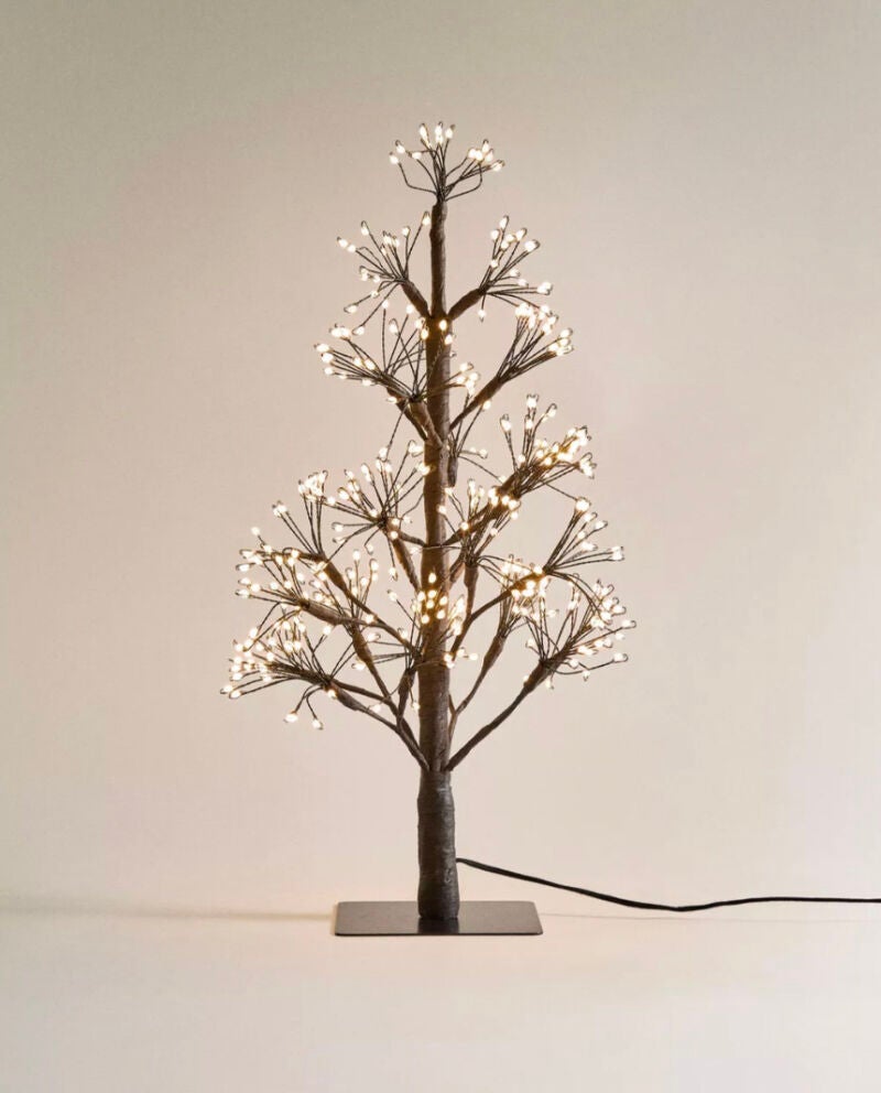 Ni abetos clásicos ni árboles recargados: ahora se lleva una alternativa navideña más discreta