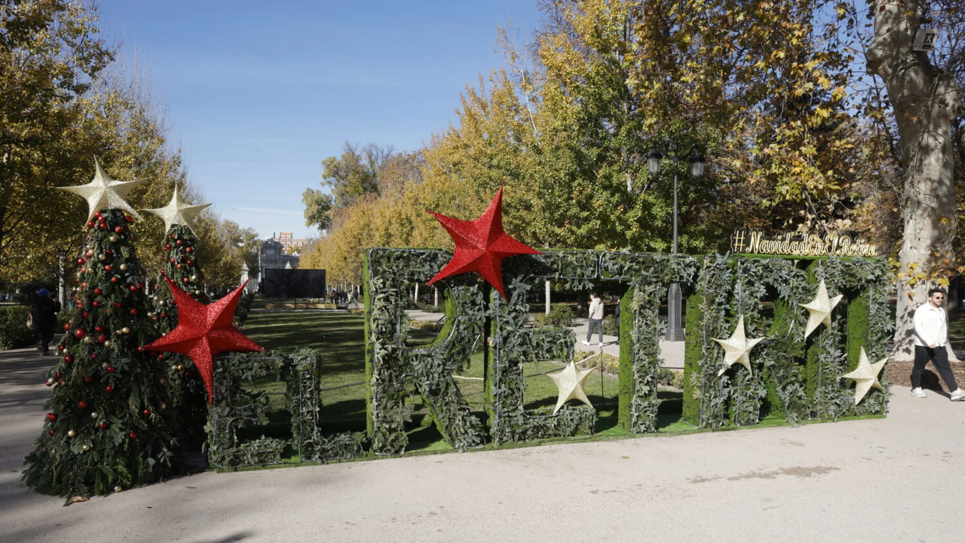 El Retiro estrena la decoración de Navidad que va a triunfar en Instagram