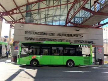 Desconvoca la huelga de Alsa tras aceptar los trabajadores un acuerdo con la compañía Desconvoca la huelga de Alsa tras aceptar los trabajadores un acuerdo con la compañía