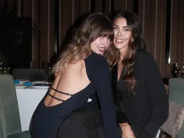 Anita Matamoros y Anna Padilla. Anita Matamoros y Anna Padilla.