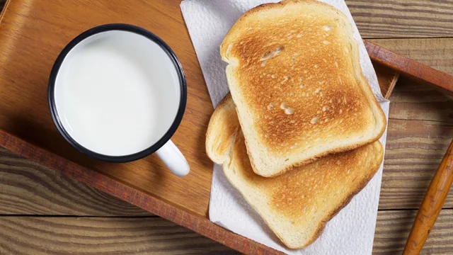 Ni tostadas ni leche: este es el desayuno que recomiendan los cardiólogos para tu cuidar tu corazón