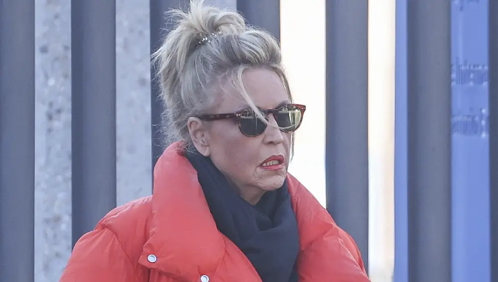 Lydia Lozano, muy preocupada por su marido Charly