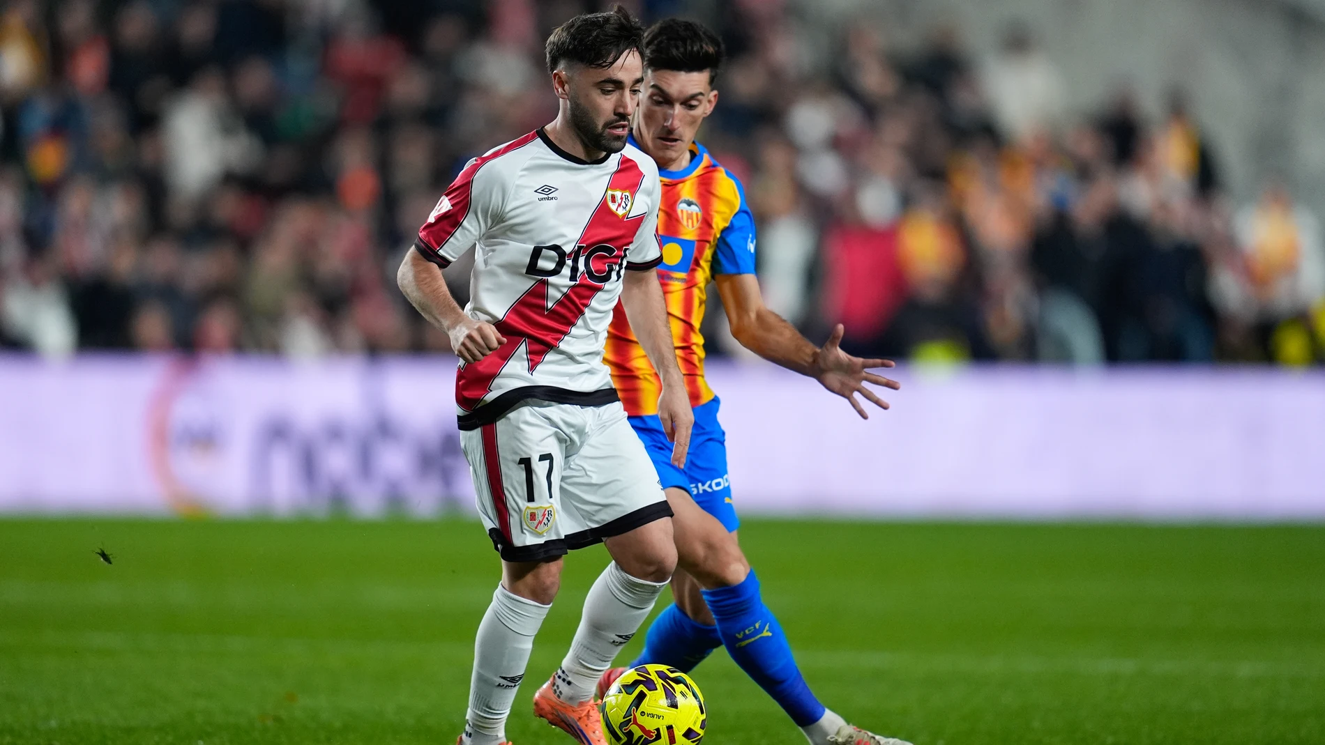 Unai Lopez of Rayo Vallecano controls the ball during the Spanish League, LaLiga EA Sports, football match played between Rayo Vallecano and Valencia CF at Estadio de Vallecas on December 01, 2025, in Madrid, Spain. AFP7 01/12/2025 ONLY FOR USE IN SPAIN