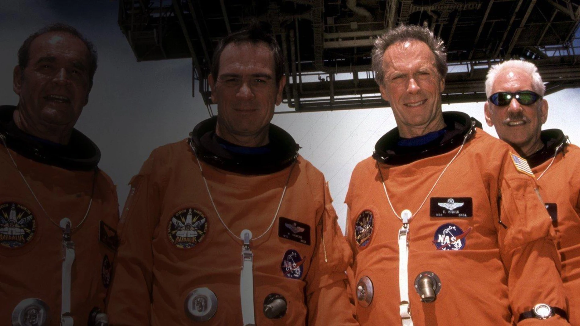 Tommy Lee Jones, Donald Sutherland y James Garner completan el elenco estelar de 'Space Cowboys'