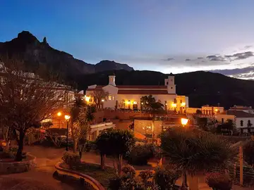 El pueblo español que compite por convertirse en el más brillante de esta Navidad Tejeda, Gran Canaria