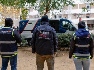 Operación en marcha de Mossos y Policía Nacional contra la banda de los Trinitarios