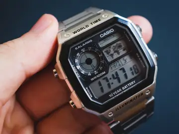 Este Casio Youth tiene algo especial: minimalista, cómodo y más útil de lo que esperaba en 2025 Casio Youth AE-1200