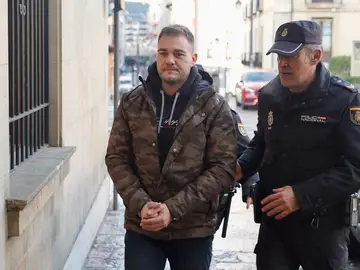 Juicio contra el acusado de matar a su padre de una paliza en en la localidad leonesa de La Sota de Valderrued Juicio contra el acusado de matar a su padre de una paliza en en la localidad leonesa de La Sota de Valderrued