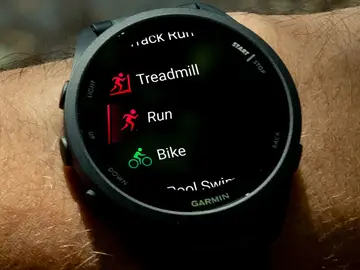 Garmin Forerunner 165 Garmin Forerunner 165