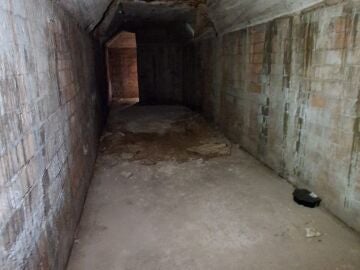 Imagen del refugio antiaéreo descubierto en La Sagrera.