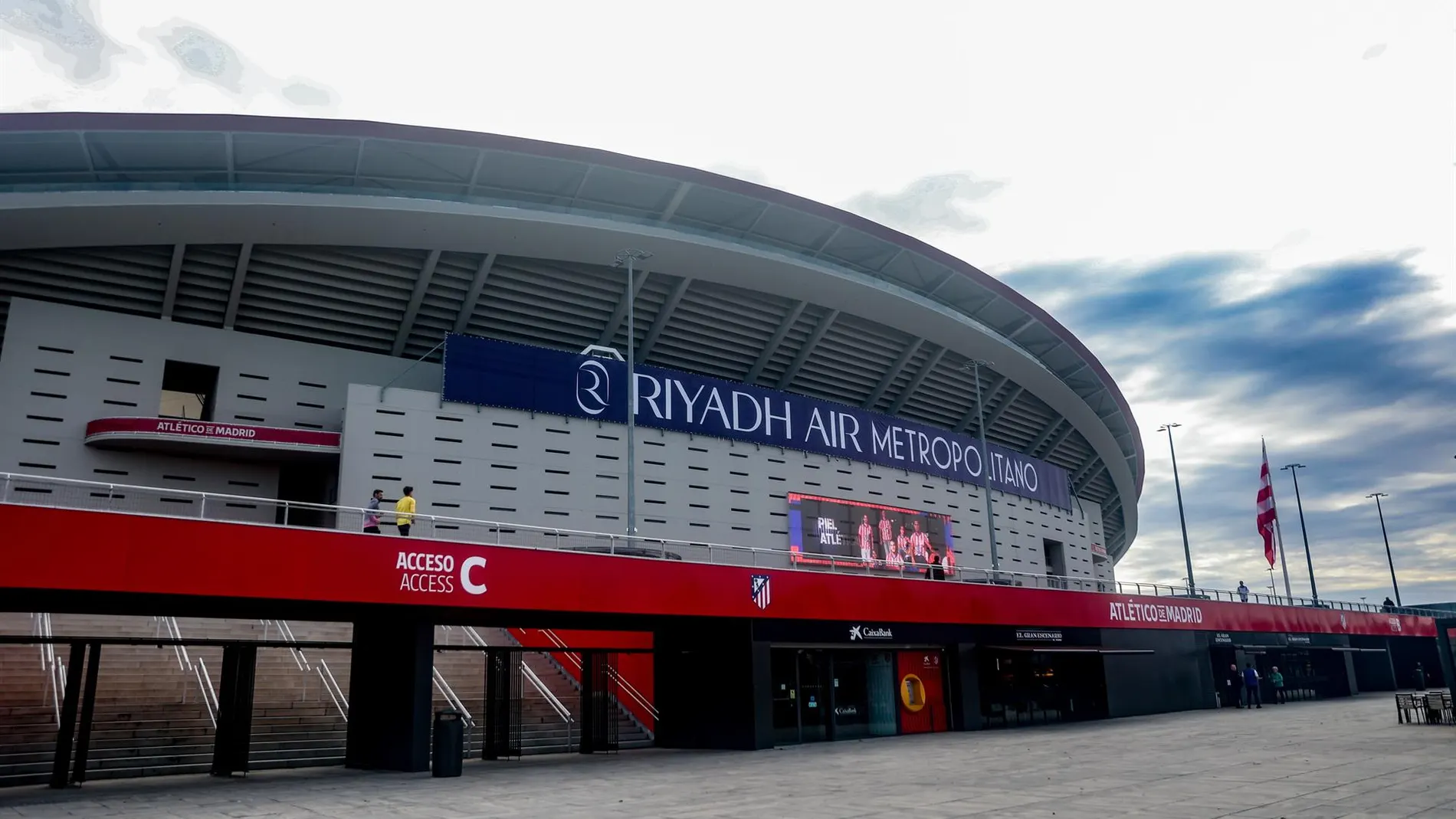 Más de 820 efectivos vigilarán este martes la final de la Women's Nations League en el Riyadh Air Metropolitano