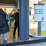 El paro baja en 18.805 personas en noviembre impulsado por los servicios, hasta mínimos de 2007