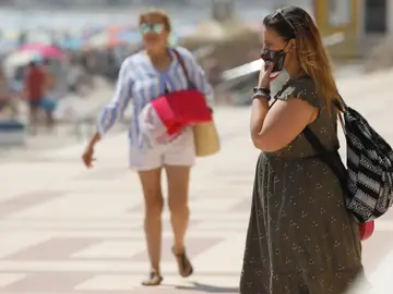 El consejero de Salud aconseja el uso de mascarilla en centros de salud y hospitales ante el aumento de casos de gripe El consejero de Salud aconseja el uso de mascarilla en centros de salud y hospitales ante el aumento de casos de gripe