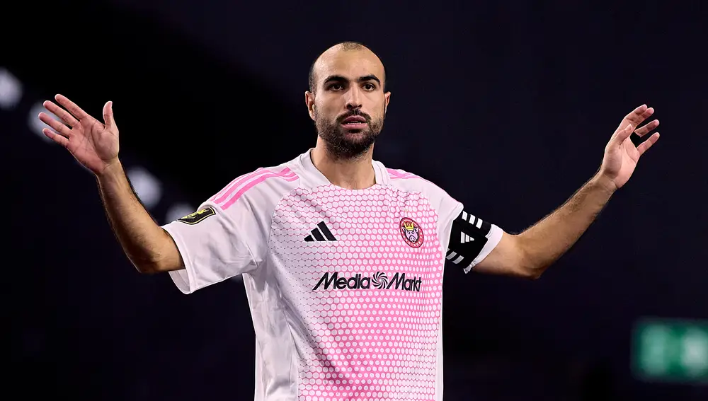 Álex Guti, jugador de Porcinos FC