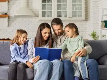 No es solo una impresora: es el regalo que convierte fotos digitales en recuerdos que pasan de generación en generación KODAK Dock Plus 4PASS