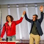 El candidato del PSOE a la Presidencia de la Junta de Extremadura, Miguel Ángel Gallardo, y la ministra María Jesús Montero en un acto de precampaña del 21D en Almendralejo (Badajoz)