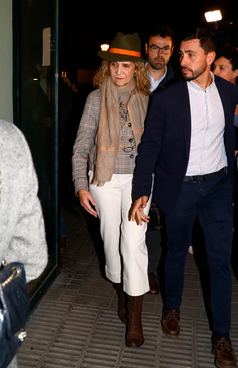 Laurence Debray presenta el libro del Reu Juan Carlos con el apoyo de la Infanta Elena