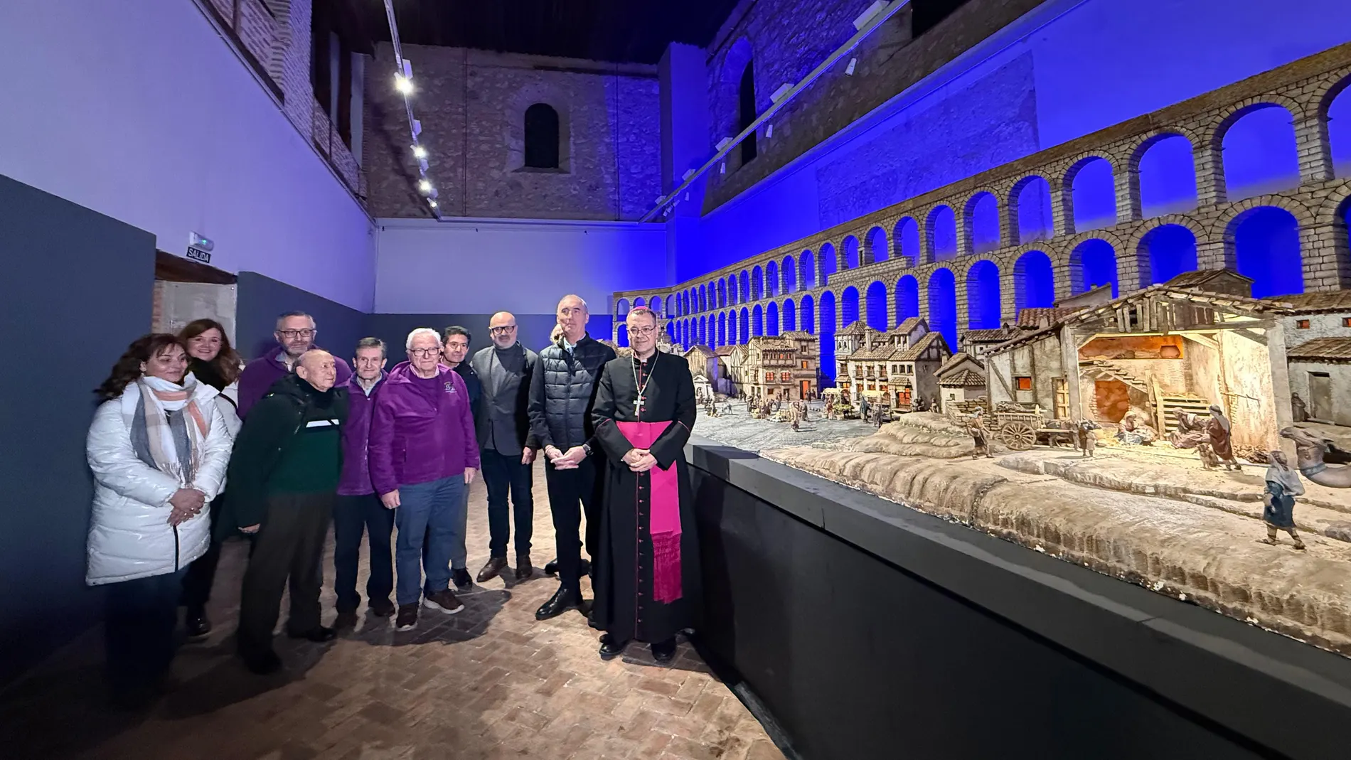 El alcalde de Segovia, José Mazarías, inaugura el Belén Municipal