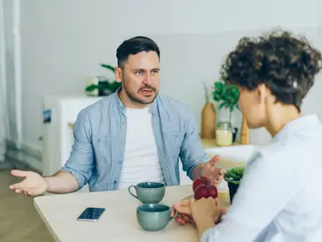 Qué revela de ti evitar el conflicto callándote siempre, según la psicología Qué revela de ti evitar el conflicto callándote siempre, según la psicología