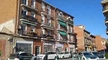 Muere una mujer de 39 años en Torrijos tras ser agredida con arma blanca y su agresor es trasladado a hospital Muere una mujer de 39 años en Torrijos tras ser agredida con arma blanca y su agresor es trasladado a hospital