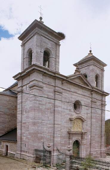 La &quot;catedral rosa&quot; de Lois