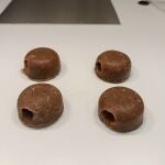 Cebo patentado por Sabiotec en el que se inyecta la vacuna para los jabal&iacute;es