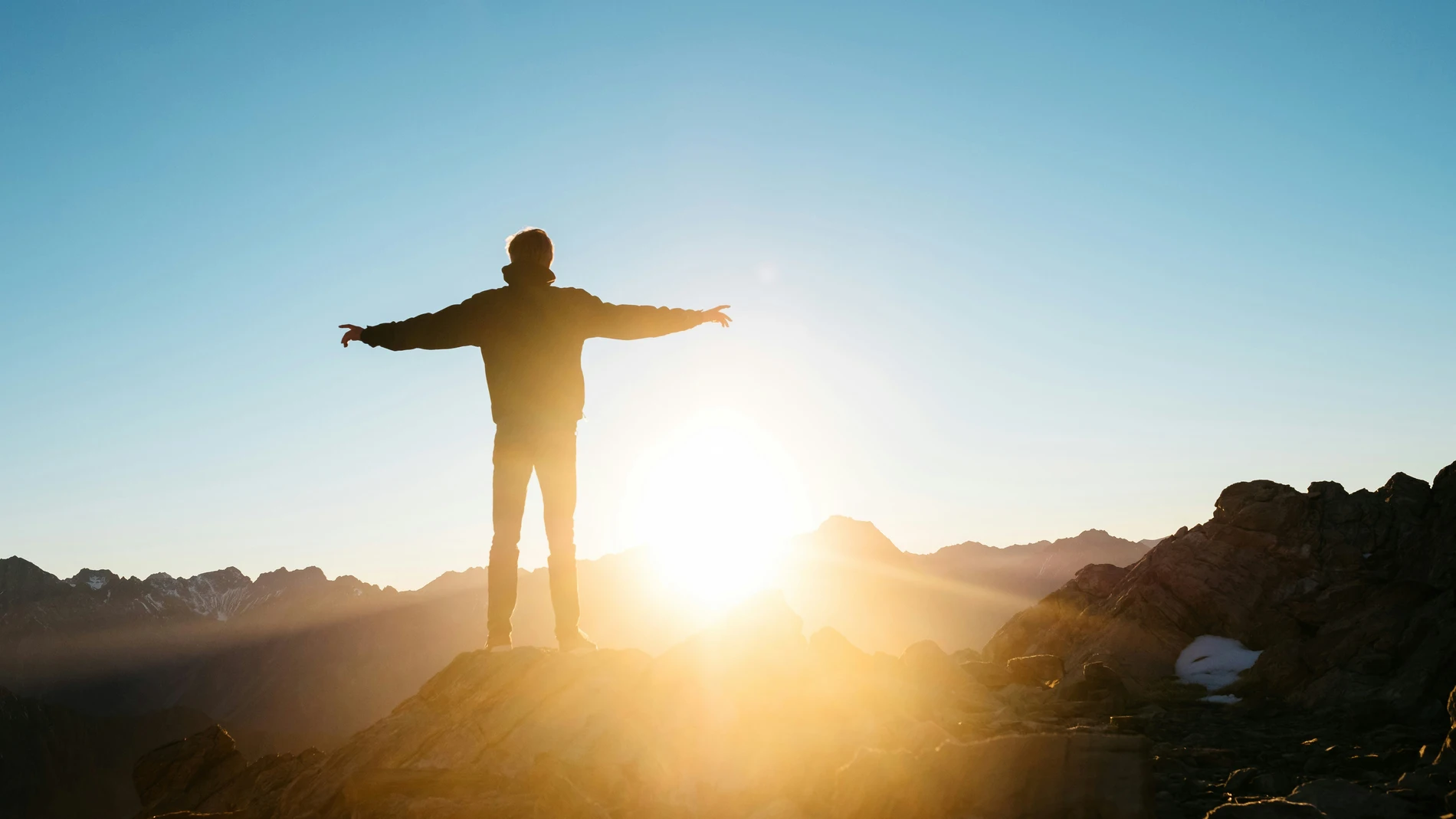 No vas tarde: lo que de verdad significa “cada persona tiene su tiempo”, según la psicología
