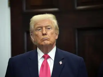 EEUU.- Trump insiste en la anulación de las órdenes y documentos firmados automáticamente por la Administración Biden EEUU.- Trump insiste en la anulación de las órdenes y documentos firmados automáticamente por la Administración Biden