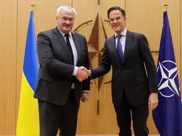 Rutte pide mantener el apoyo financiero a Ucrania incluso si no se logra un consenso para usar activos rusos Rutte pide mantener el apoyo financiero a Ucrania incluso si no se logra un consenso para usar activos rusos