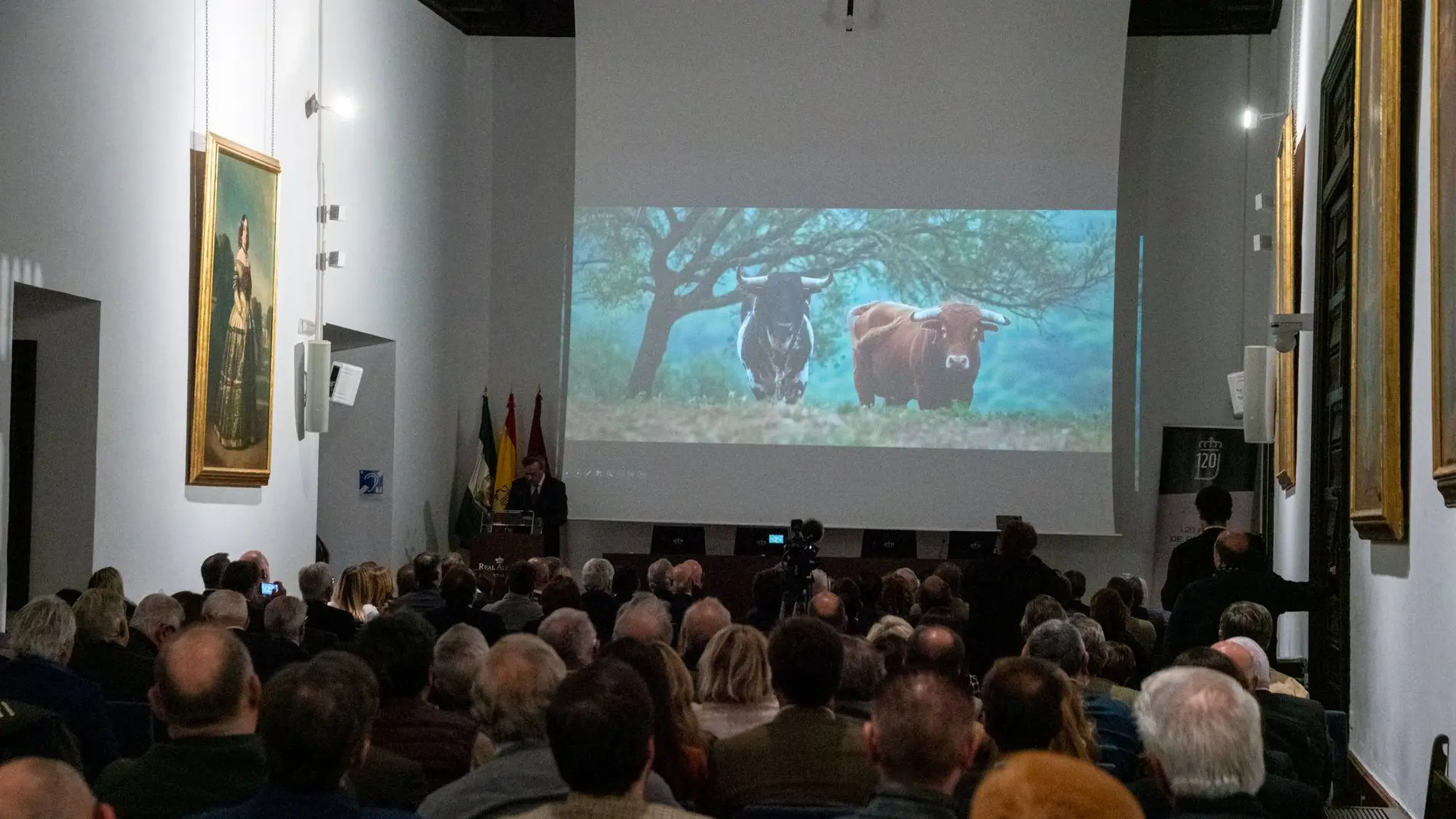 El "Libro Verde del Toro Bravo": una mirada profunda al animal que da sentido a la dehesa