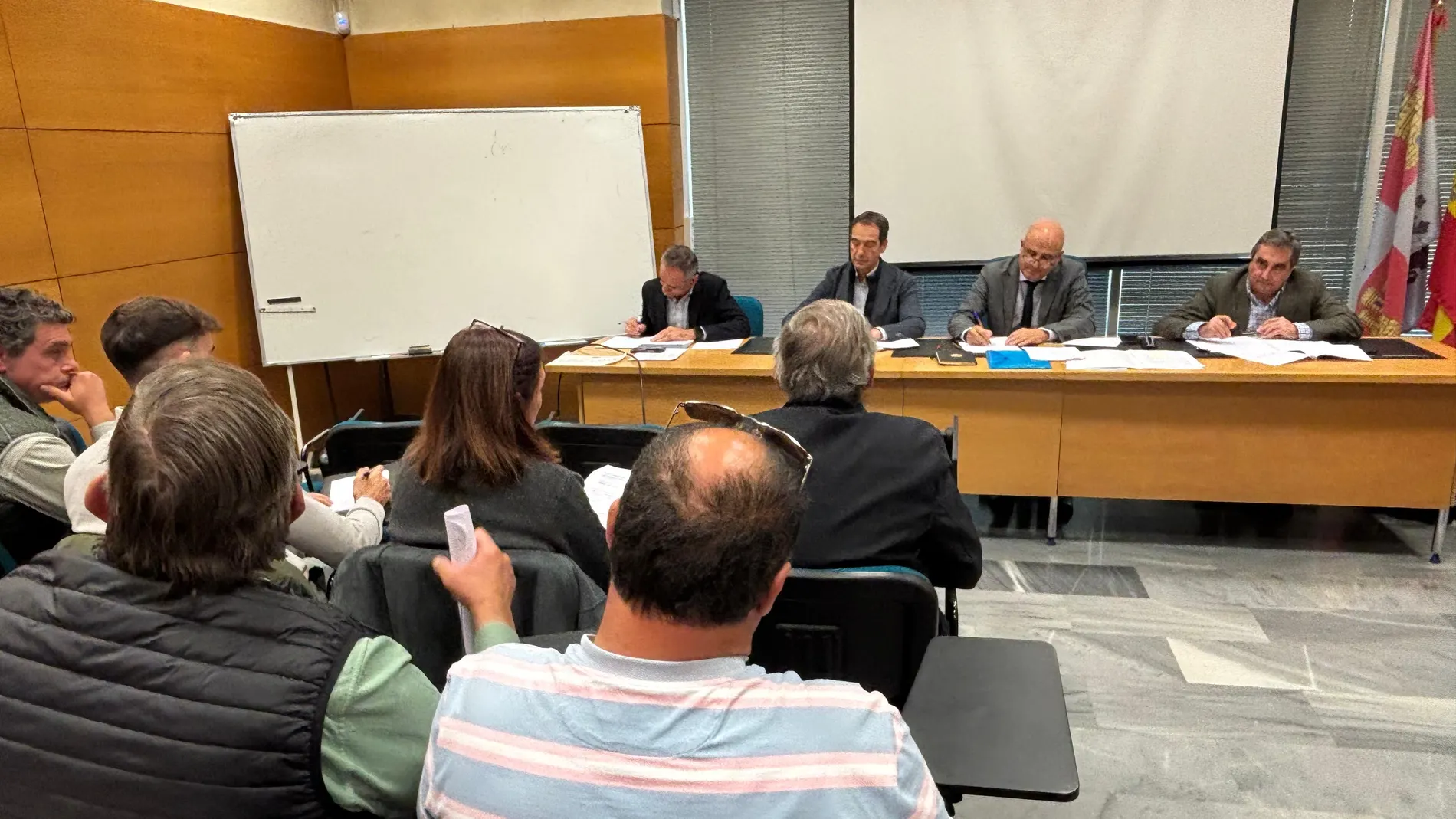 Representantes de la Junta con colectivos de razas autóctonas