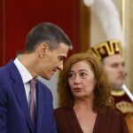 Pedro S&aacute;nchez y Francina Armengol