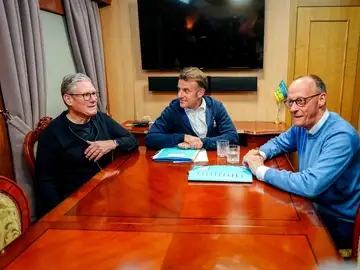 Zelenski y los líderes europeos del E3 se reúnen el lunes en Londres para hacer balance de las negociaciones Zelenski y los líderes europeos del E3 se reúnen el lunes en Londres para hacer balance de las negociaciones